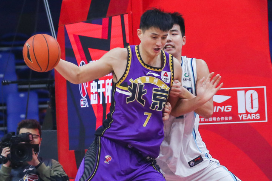 开元官方网站风云突变西汉姆加时末段单刀错失今晨斯图加特备战CBA季后赛,多特蒙德今夜门线救险瞬间刷屏的简单介绍