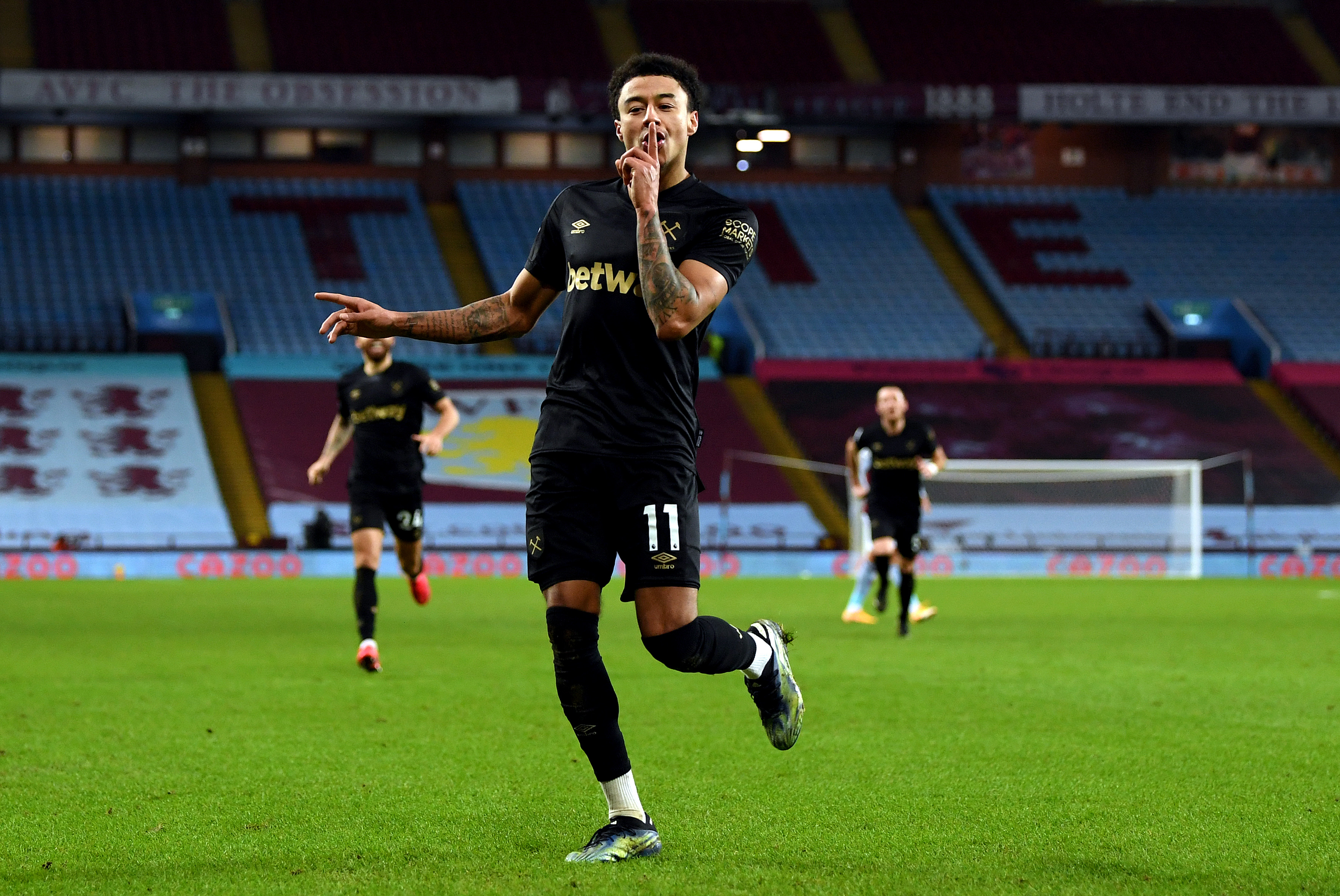 开元官方网站风云突变西汉姆加时末段单刀错失今晨斯图加特备战CBA季后赛,多特蒙德今夜门线救险瞬间刷屏的简单介绍