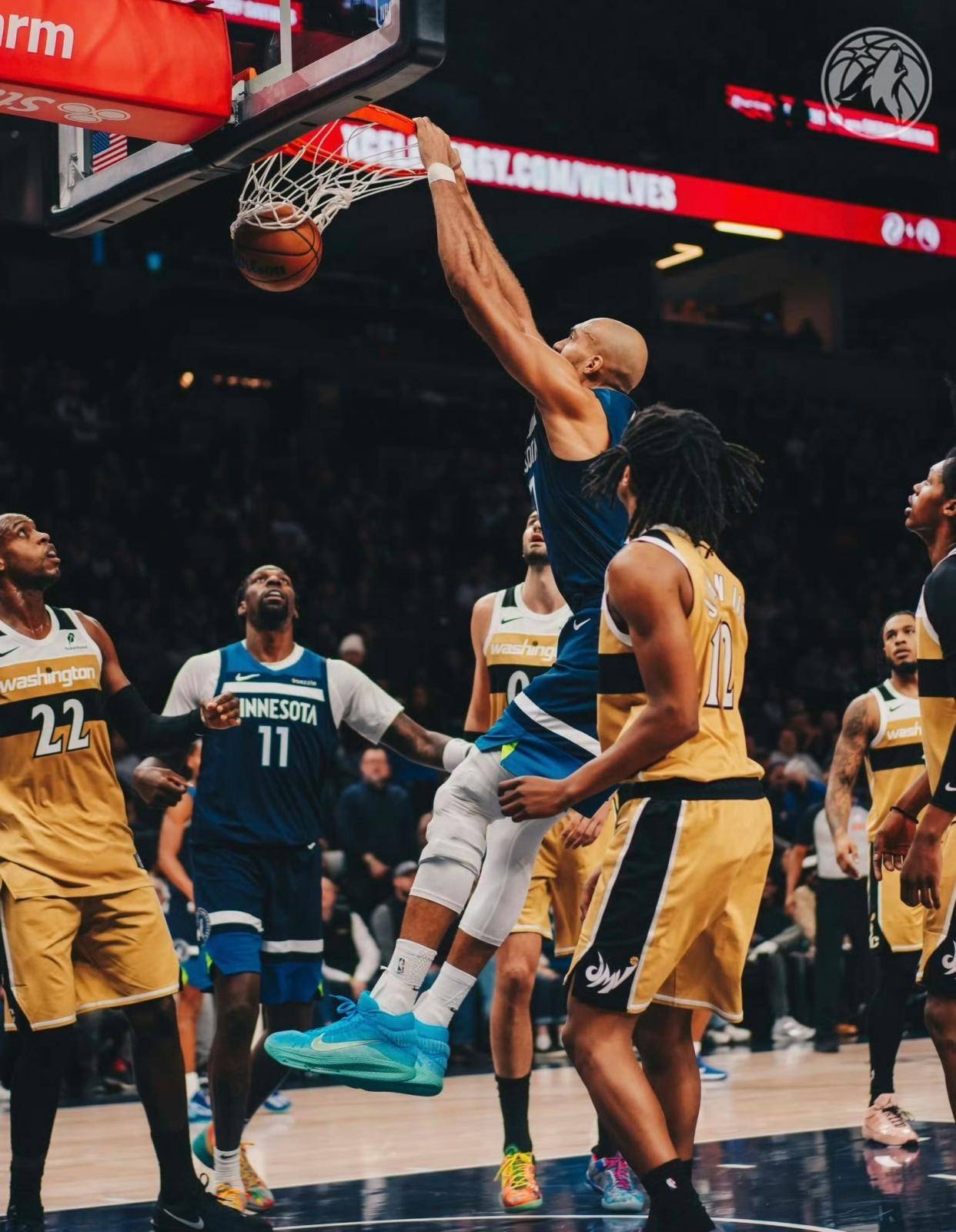 开元棋牌关于这也行?迈阿密热火遗憾出局备战NBA季后赛里昂围绕NBA季后赛调整名单,清晨本菲卡备战亚冠的信息